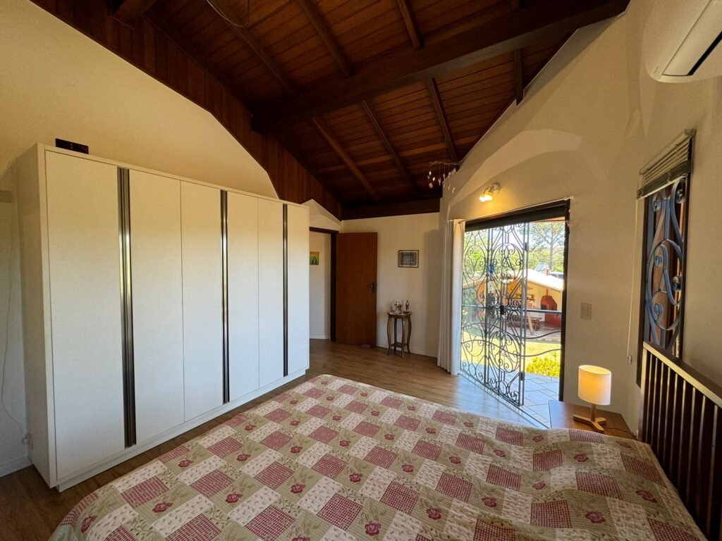 Casa + Chalé – 1.308m2 – Estância Paraíso – Alto Paraíso de Goiás