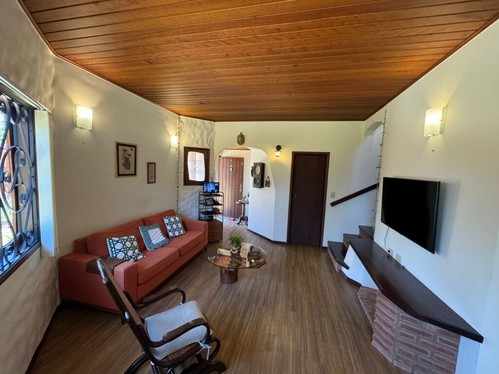 Casa + Chalé – 1.308m2 – Estância Paraíso – Alto Paraíso de Goiás