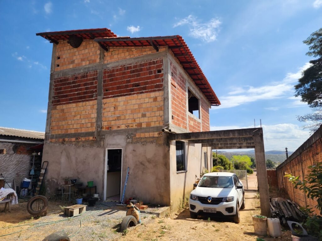 Casa com linda Vista, em fase de acabamento – Novo Horizonte – Alto Paraíso de Goiás