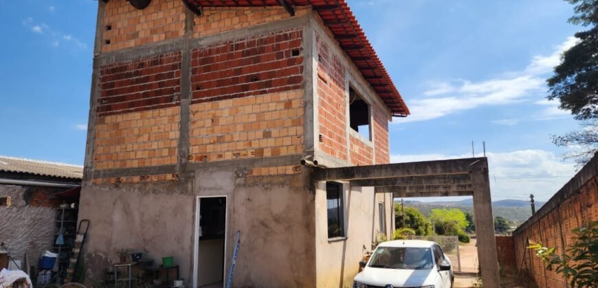 Casa com linda Vista, em fase de acabamento – Novo Horizonte – Alto Paraíso de Goiás