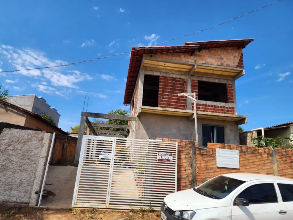 Casa com linda Vista, em fase de acabamento – Novo Horizonte – Alto Paraíso de Goiás