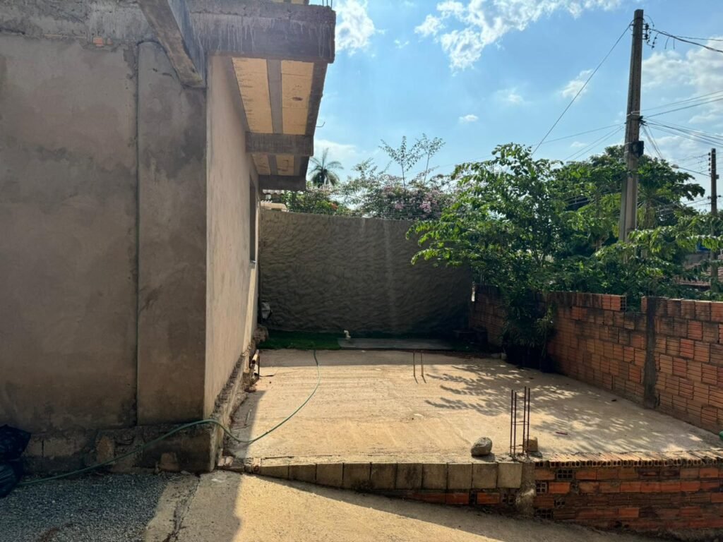 Casa com linda Vista, em fase de acabamento – Novo Horizonte – Alto Paraíso de Goiás