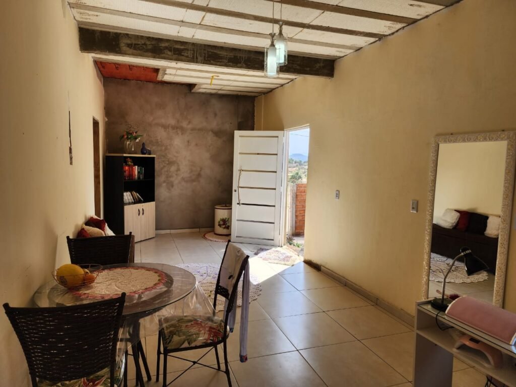 Casa com linda Vista, em fase de acabamento – Novo Horizonte – Alto Paraíso de Goiás