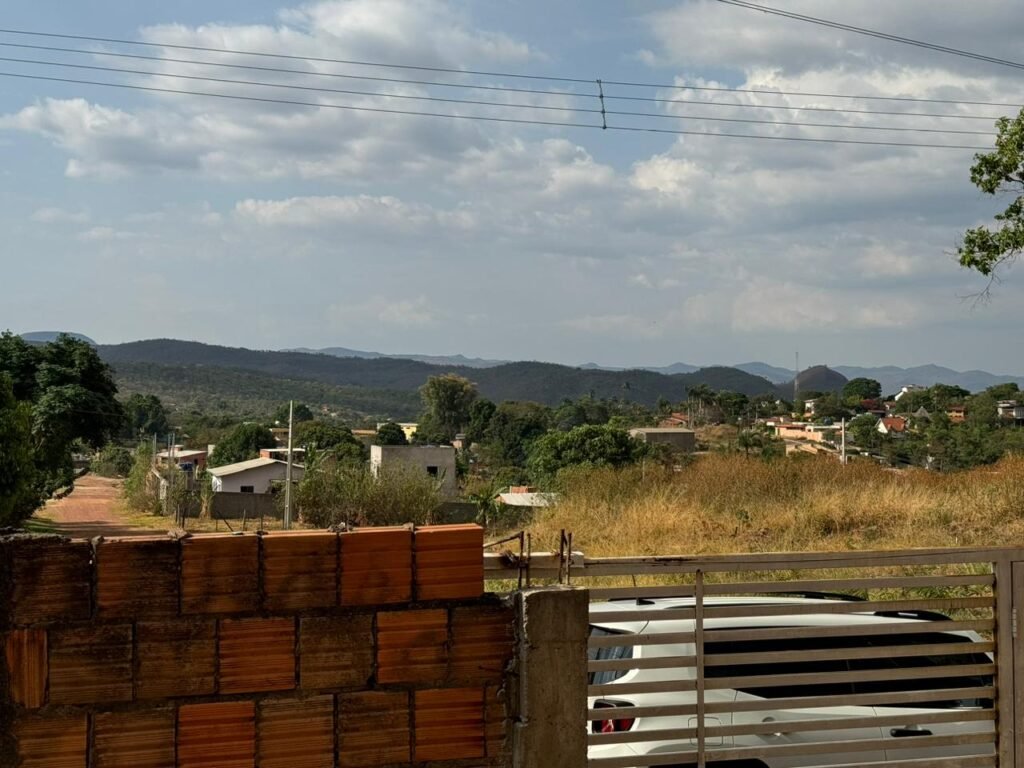 Casa com linda Vista, em fase de acabamento – Novo Horizonte – Alto Paraíso de Goiás