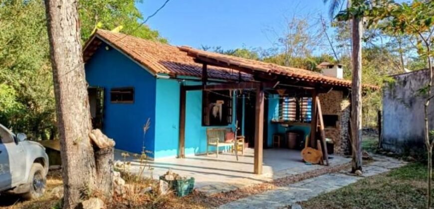 Vende-se Casa no Moinho – 1.300m2 – 12km de Alto Paraíso de Goiás