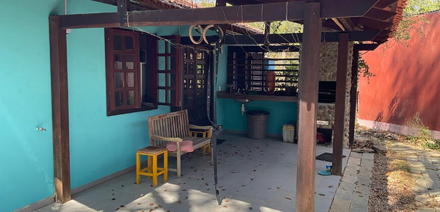 Vende-se Casa no Moinho – 1.300m2 – 12km de Alto Paraíso de Goiás