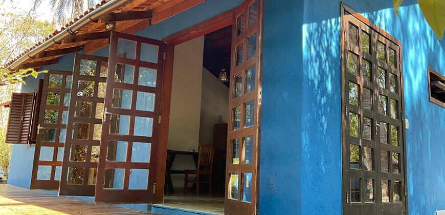 Vende-se Casa no Moinho – 1.300m2 – 12km de Alto Paraíso de Goiás