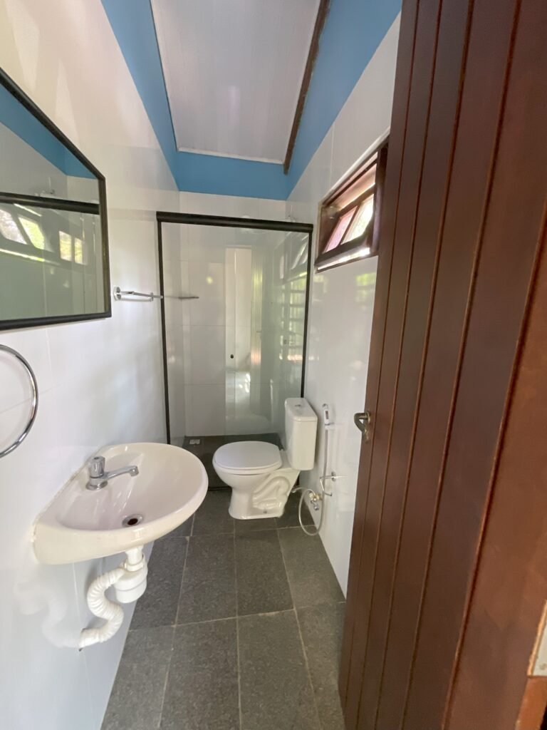 Vende-se Casa no Moinho – 1.300m2 – 12km de Alto Paraíso de Goiás