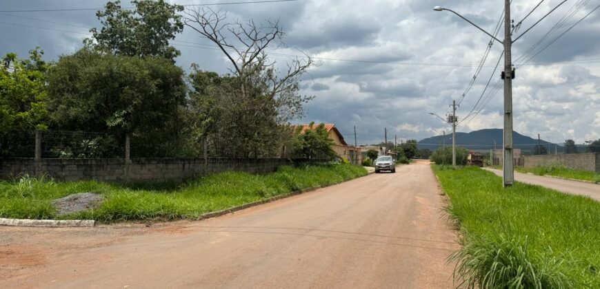 Lote 407,50m2 murado – Avenida – Monte Sinai – Alto Paraíso de Goiás