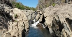 Chácara 17ha com 2 Cachoeiras – 9 km de Teresina de Goiás Chácara 17ha com 2 Cachoeiras – 9 km de Teresina de Goiás