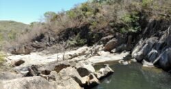 Chácara 17ha com 2 Cachoeiras – 9 km de Teresina de Goiás Chácara 17ha com 2 Cachoeiras – 9 km de Teresina de Goiás