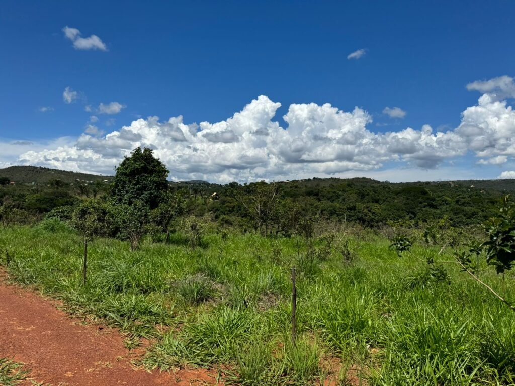 Lote 750m2 Condomínio ASHIYANA, Eco Village, 2km sentido Loquinhas – Chapada dos Veadeiros