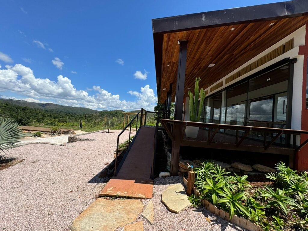 Lote 2.000m2 Condomínio ASHIYANA, Eco Village, 2km sentido Loquinhas – Chapada dos Veadeiros