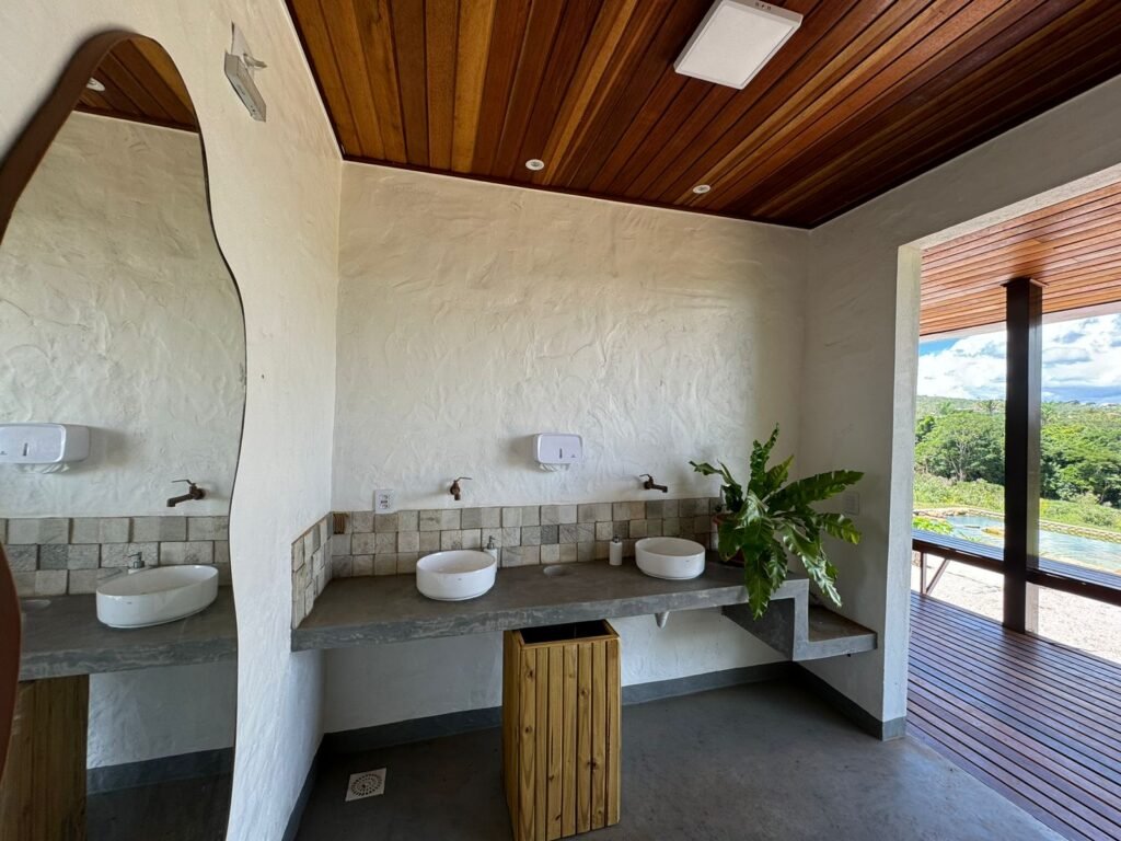 Lote 750m2 Condomínio ASHIYANA, Eco Village, 2km sentido Loquinhas – Chapada dos Veadeiros