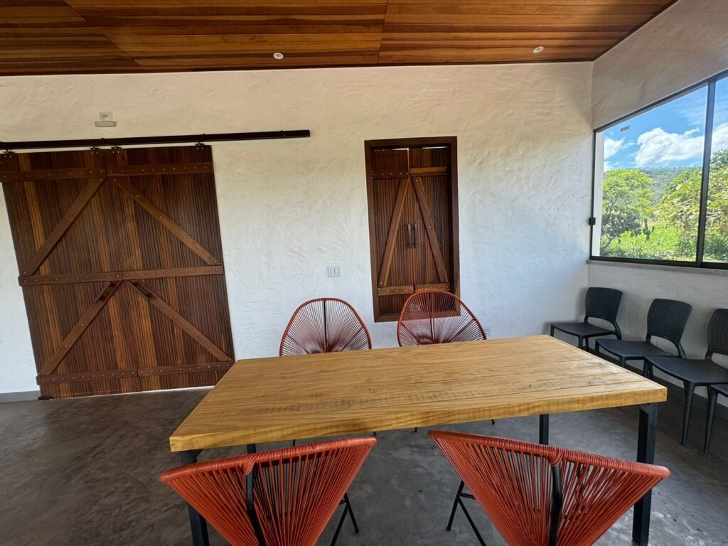 Lote 750m2 Condomínio ASHIYANA, Eco Village, 2km sentido Loquinhas – Chapada dos Veadeiros