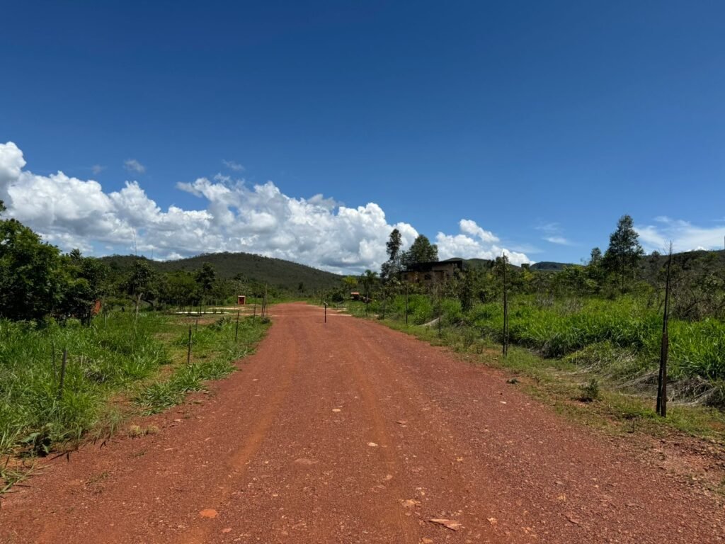 Lote 750m2 Condomínio ASHIYANA, Eco Village, 2km sentido Loquinhas – Chapada dos Veadeiros