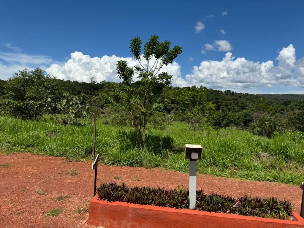 Lote 750m2 Condomínio ASHIYANA, Eco Village, 2km sentido Loquinhas – Chapada dos Veadeiros
