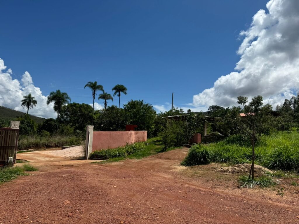 Lote 750m2 Condomínio ASHIYANA, Eco Village, 2km sentido Loquinhas – Chapada dos Veadeiros