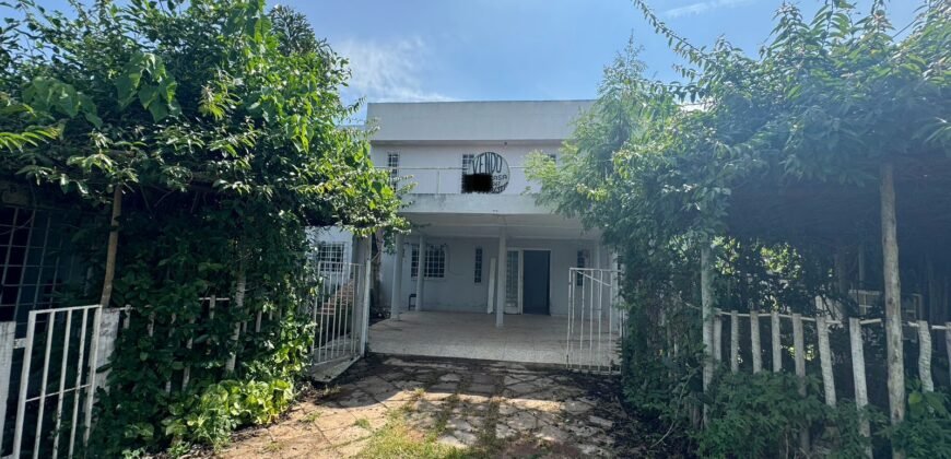  Vende-se Casa Bem Localizada em Alto Paraíso de Goiás!