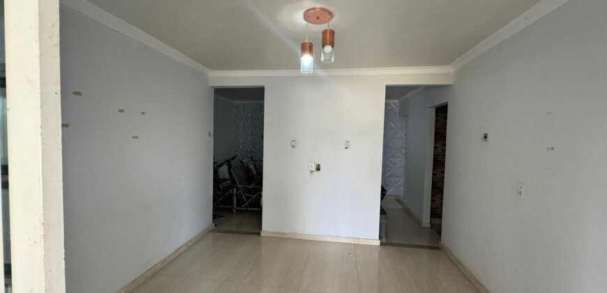  Vende-se Casa Bem Localizada em Alto Paraíso de Goiás!
