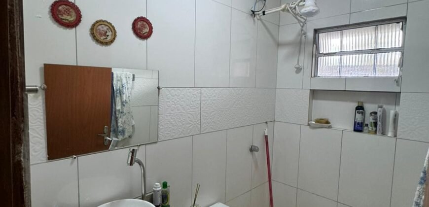 Vende-se Casa Bem Localizada em Alto Paraíso de Goiás!