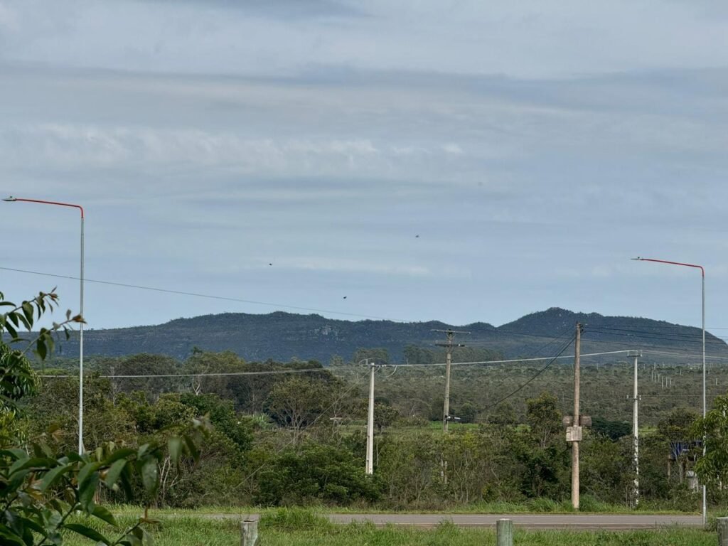  Vende-se Casa Bem Localizada em Alto Paraíso de Goiás!