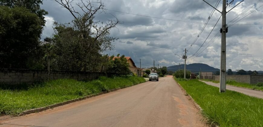 Lote 407,50m2 murado – Avenida – Monte Sinai – Alto Paraíso de Goiás