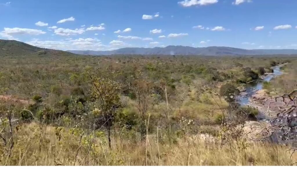 Chácara de 28ha / 280.000m2 – Rio – Sertão – Alto Paraíso de Goiás