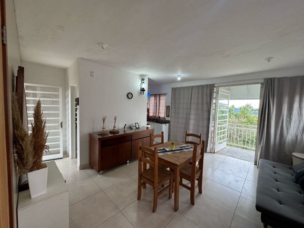 Casa em São Jorge – Sentido Mirante Lambuze