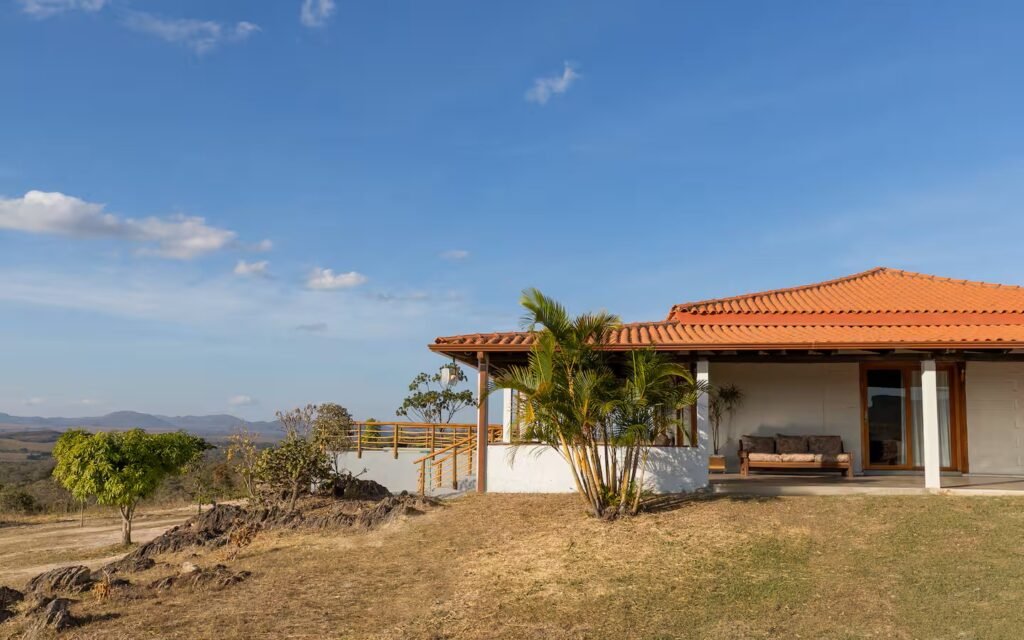 Belissima propriedade – Negócio em funcionamento – 8ha – Próximo da Serra da Boa Vista – Alto Paraíso