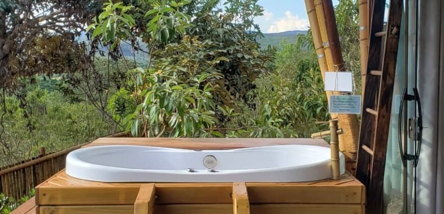 2 Cabanas Encantadoras – Próximo à Cachoeira das Loquinhas | Alto Paraíso – GO