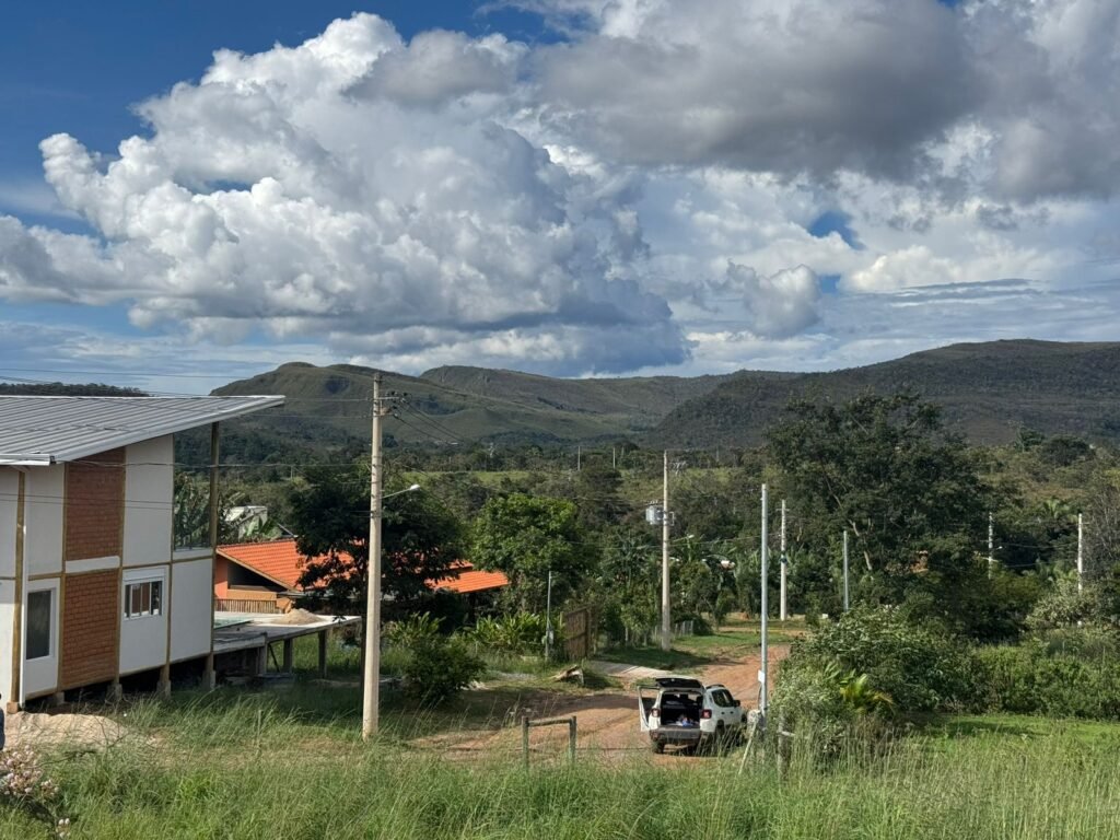 Lote 1.045m2 – Condomínio Vale Azul – Alto Paraíso de Goiás