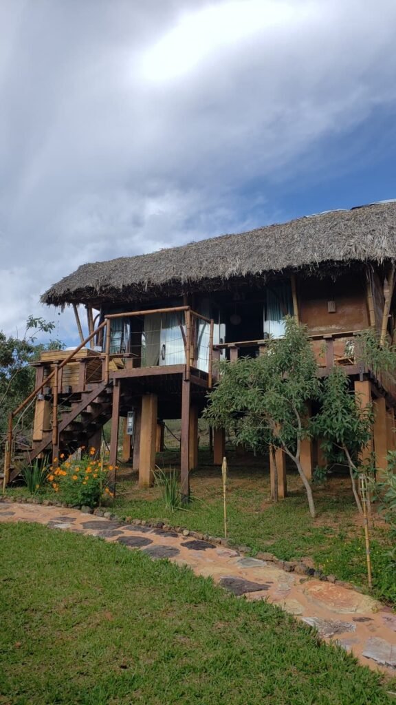 2 Cabanas Encantadoras – Próximo à Cachoeira das Loquinhas | Alto Paraíso – GO