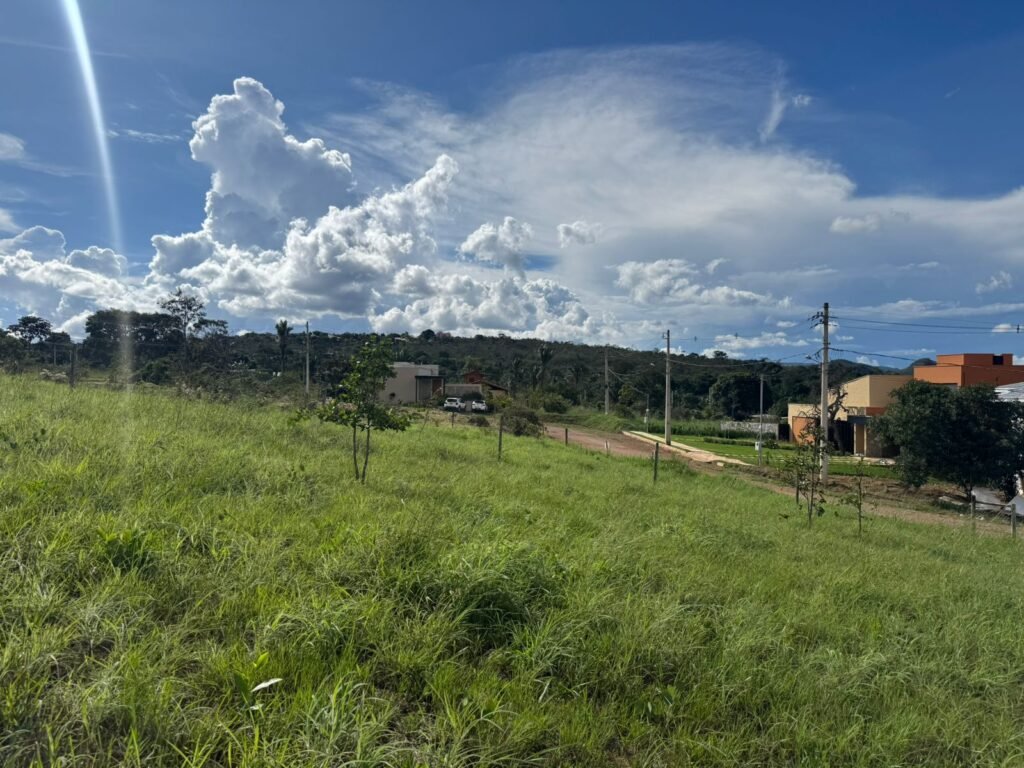 Lote 1.045m2 – Condomínio Vale Azul – Alto Paraíso de Goiás