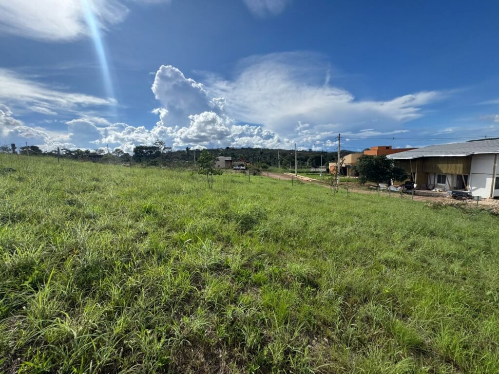 Lote 1.045m2 – Condomínio Vale Azul – Alto Paraíso de Goiás