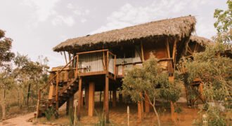 2 Cabanas Encantadoras – Próximo à Cachoeira das Loquinhas | Alto Paraíso – GO 2 Cabanas Encantadoras – Próximo à Cachoeira das Loquinhas | Alto Paraíso – GO