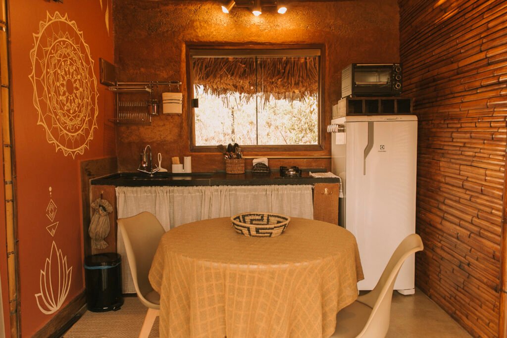 2 Cabanas Encantadoras – Próximo à Cachoeira das Loquinhas | Alto Paraíso – GO