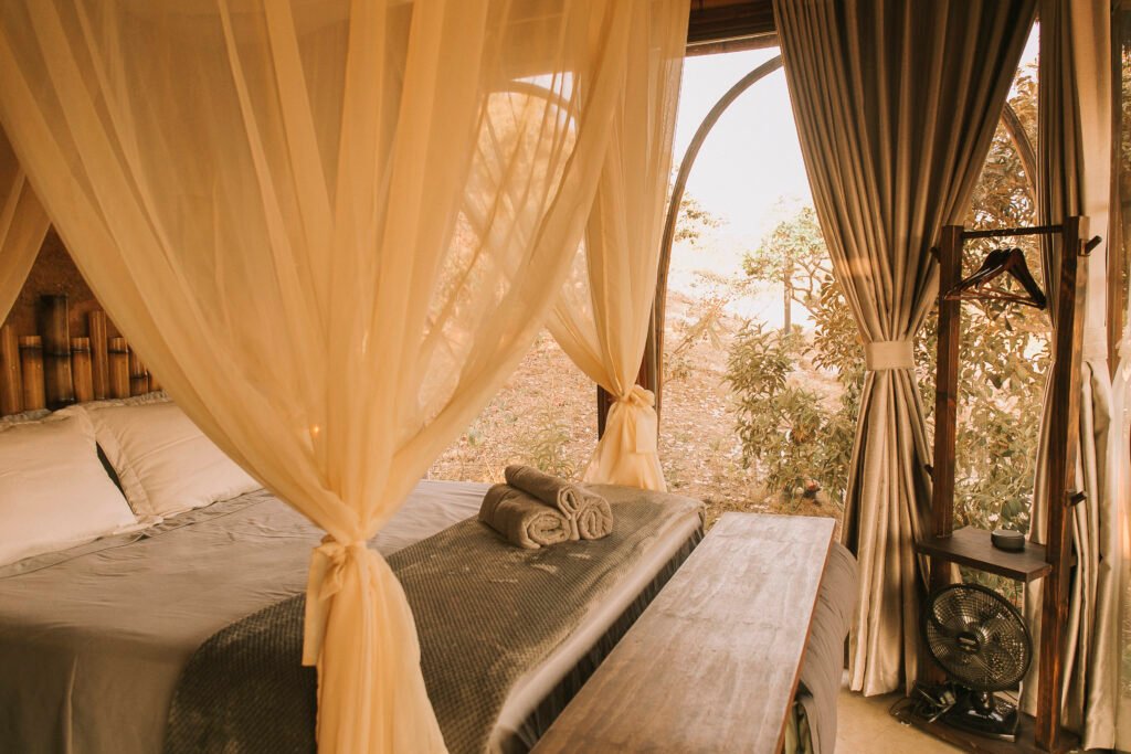 2 Cabanas Encantadoras – Próximo à Cachoeira das Loquinhas | Alto Paraíso – GO
