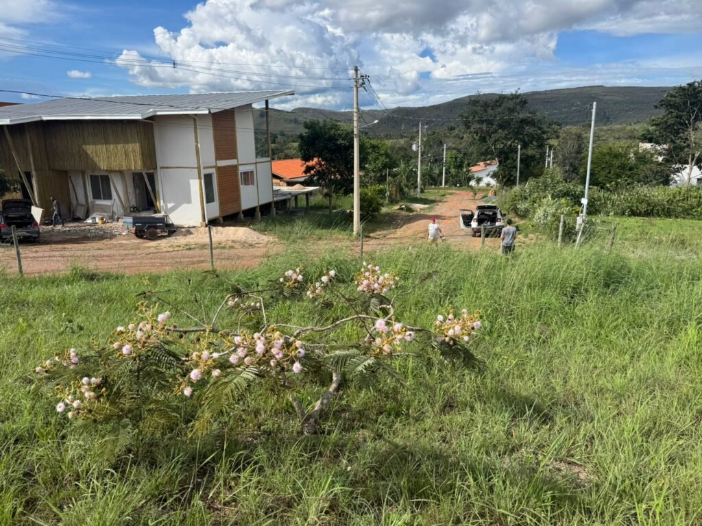 Lote 1.045m2 – Condomínio Vale Azul – Alto Paraíso de Goiás