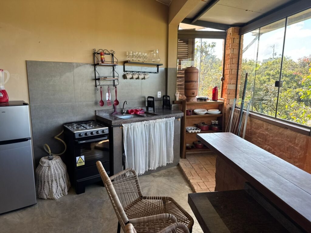 Sobrado + 4 apartamentos – Eldorado – Alto Paraíso de Goiás