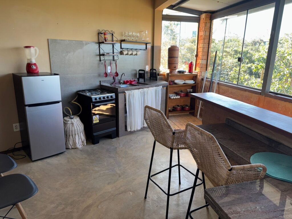 Sobrado + 4 apartamentos – Eldorado – Alto Paraíso de Goiás