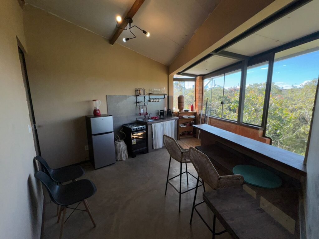 Sobrado + 4 apartamentos – Eldorado – Alto Paraíso de Goiás