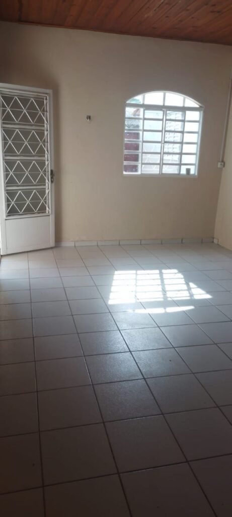 Casa + Ponto Comercial – Bairro Paraisinho – Alto Paraíso de Goiás