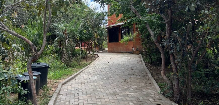 Sobrado + 4 apartamentos – Eldorado – Alto Paraíso de Goiás