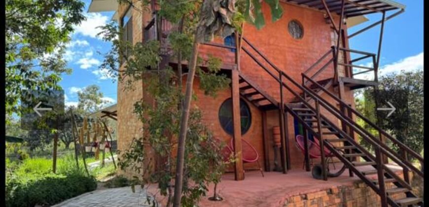 Sobrado + 4 apartamentos – Eldorado – Alto Paraíso de Goiás