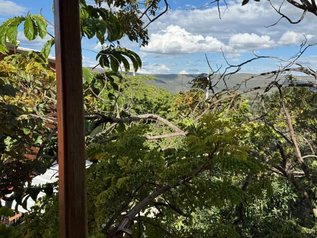 Sobrado + 4 apartamentos – Eldorado – Alto Paraíso de Goiás