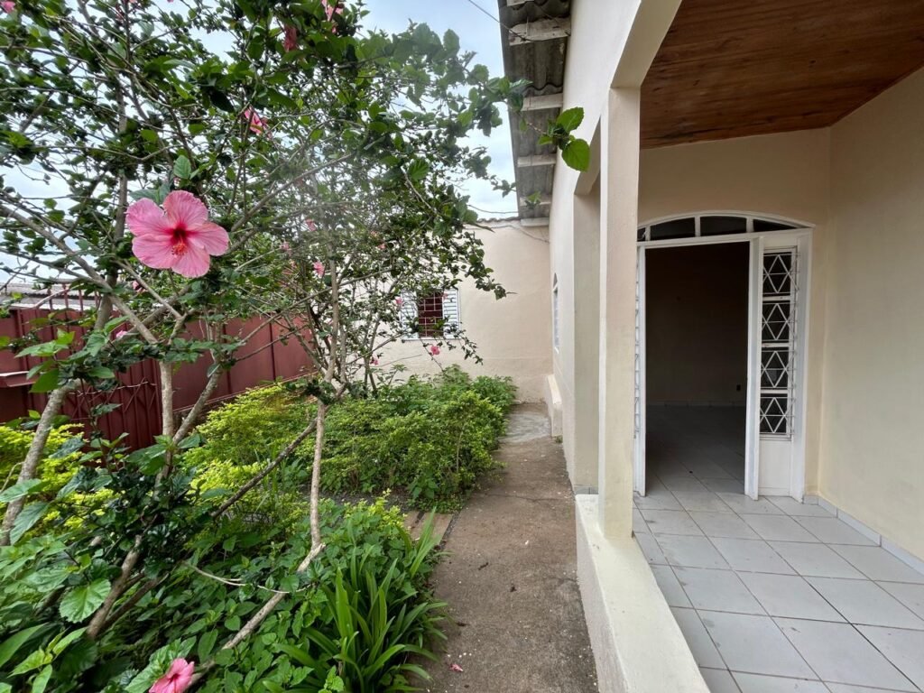 Casa + Ponto Comercial – Bairro Paraisinho – Alto Paraíso de Goiás