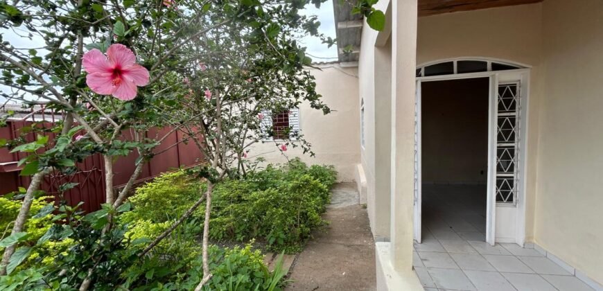 Casa + Ponto Comercial – Bairro Paraisinho – Alto Paraíso de Goiás