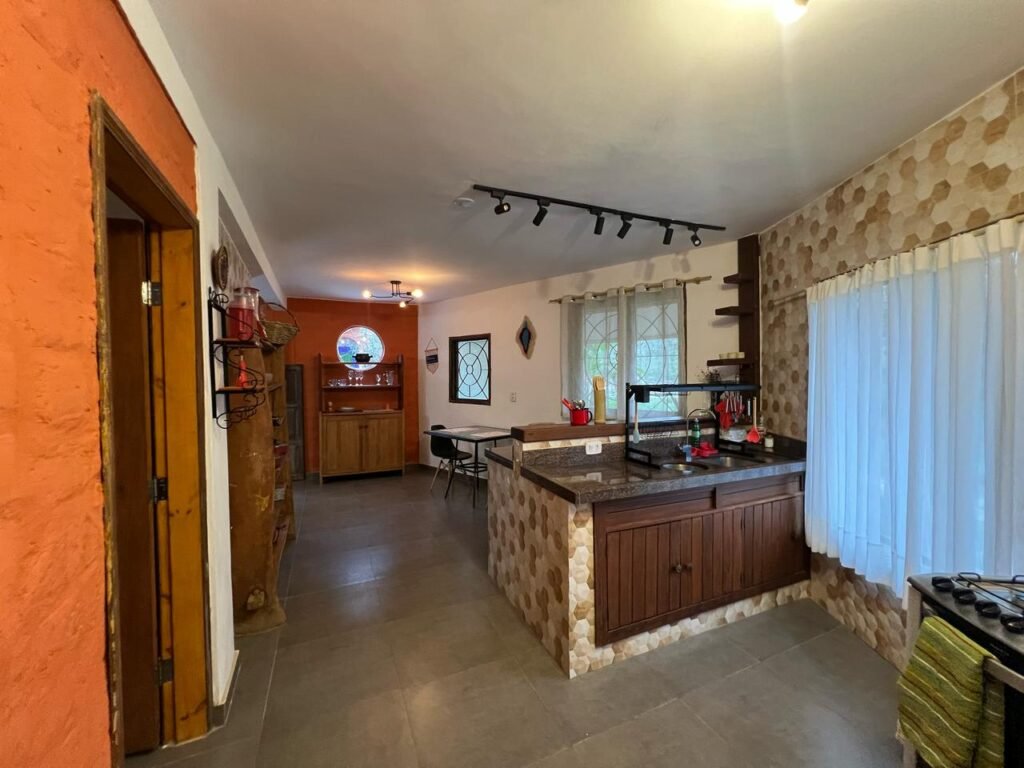 Sobrado + 4 apartamentos – Eldorado – Alto Paraíso de Goiás