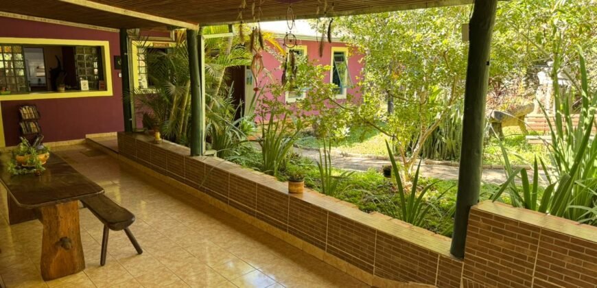 Pousada em funcionamento – Centro – Alto Paraíso de Goiás – Chapada dos Veadeiros